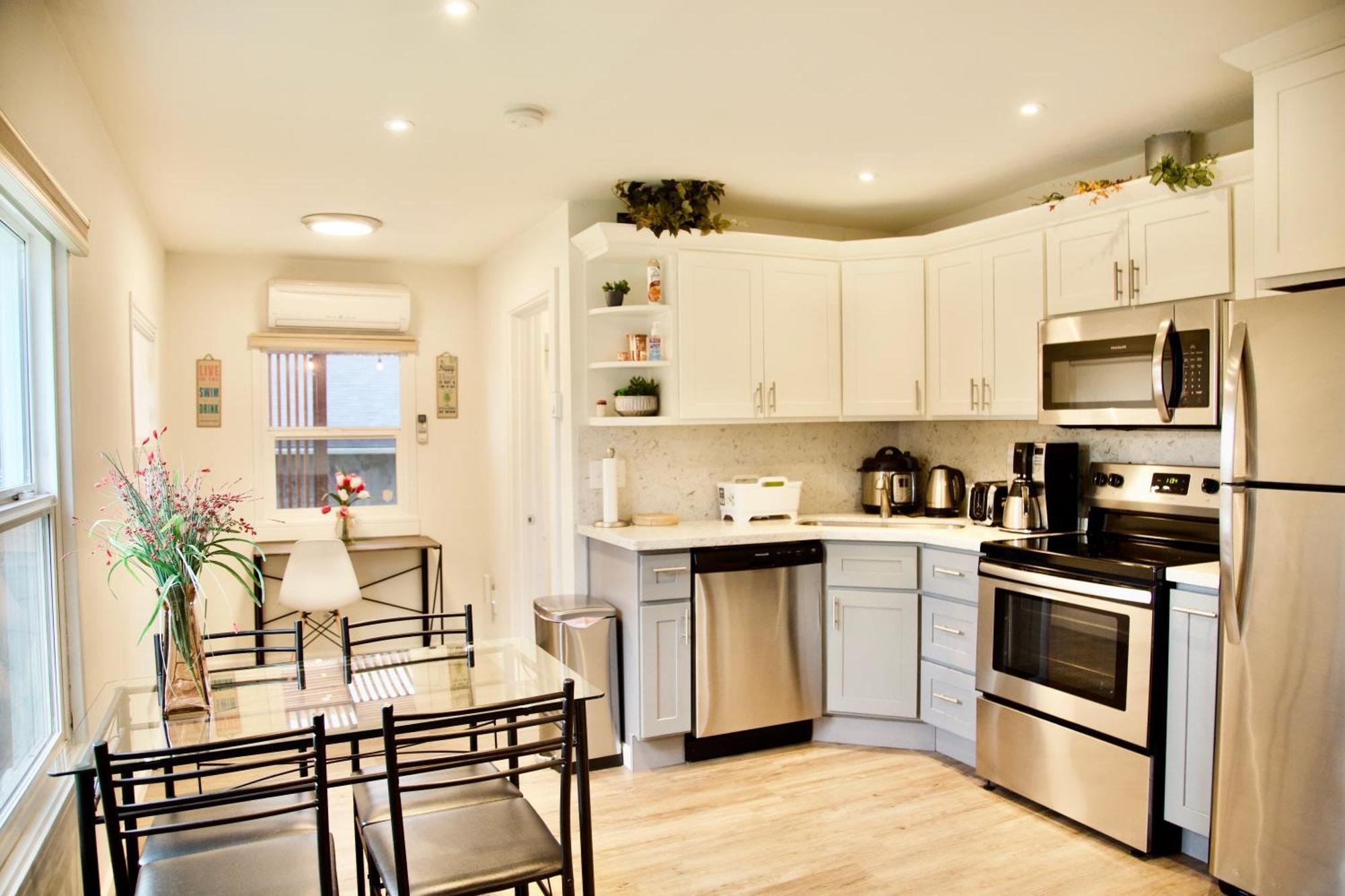 Cozy Home Conveniently Located With King Bed Tacoma Esterno foto