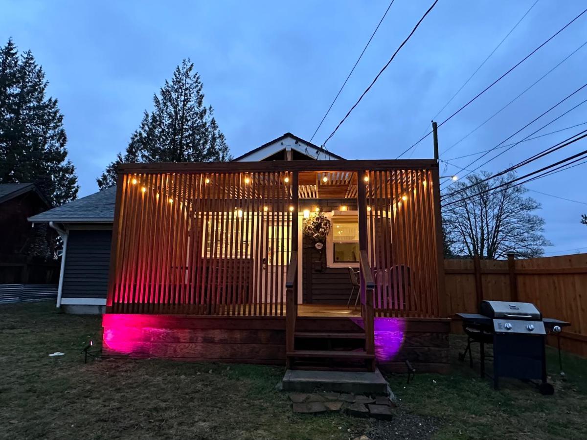 Cozy Home Conveniently Located With King Bed Tacoma Esterno foto